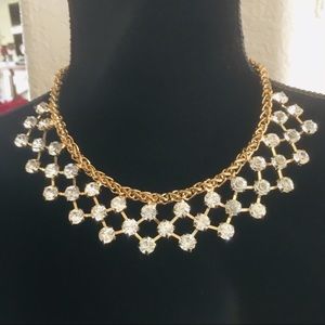 CRYSTAL & GOLD STATEMENT NECKLACE